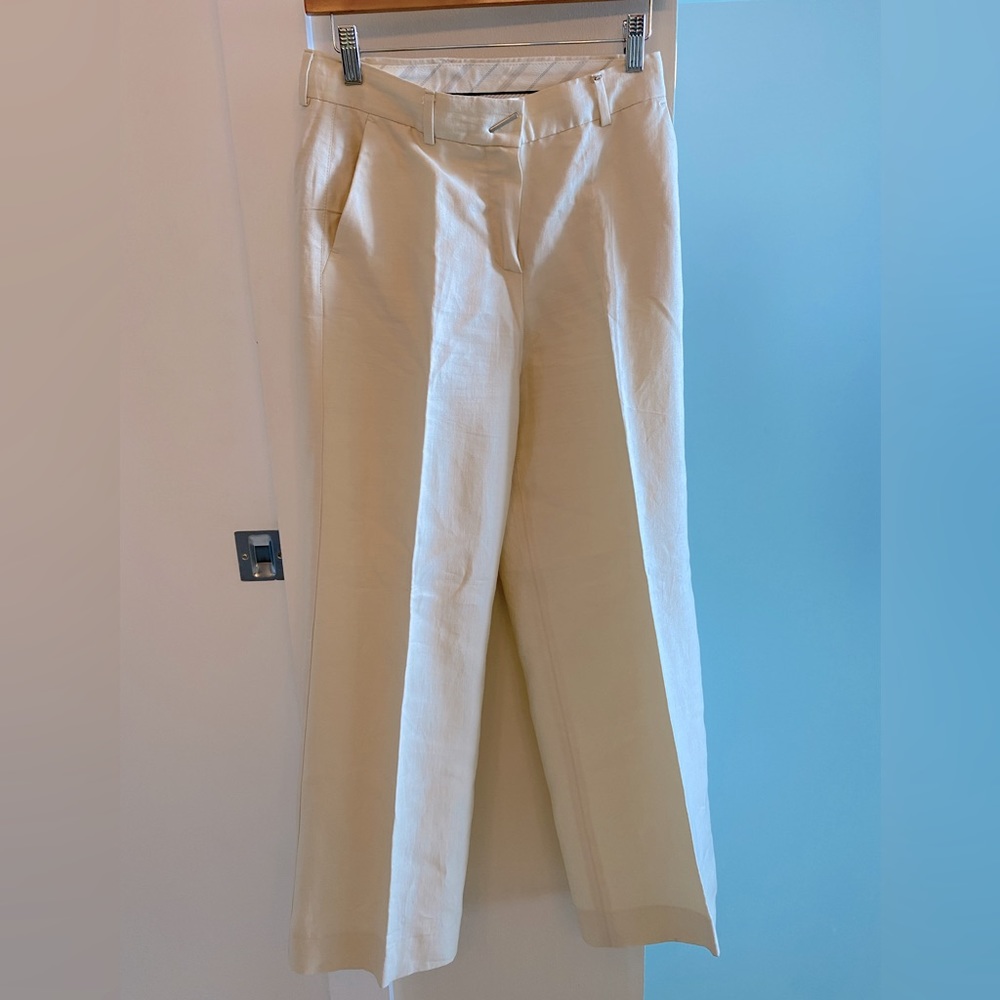 Gentlely wore SPORTMAX cream color trousers size 4 wide leg high rise